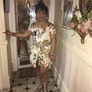 Meet your Posher, Lucy